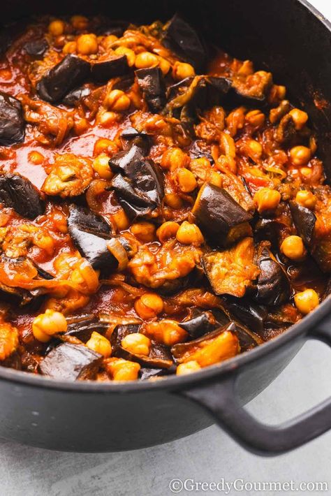 Persian Eggplant Stew | Greedy Gourmet Eggplant Stew Recipes, Persian Eggplant, Eggplant Stew, White Eggplant, Aubergine Recipe, Persian Cuisine, Eggplant Dishes, Chickpea Stew, Roast Eggplant