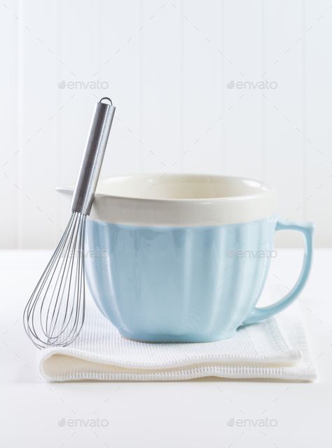 Baking Bowl, Kitchen Utensil, Whips, Mixing Bowl, Cooking And Baking, Dough, Pastry, White Background, Pastel