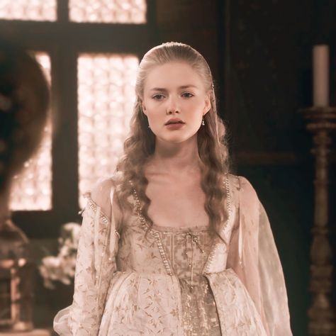 Holliday Grainger Lucrezia, Alyssa Targaryen, Daena Targaryen, Rhaenys Targaryen, The Borgia, Holliday Grainger, Lucrezia Borgia, Kristina Bazan, Queen Of