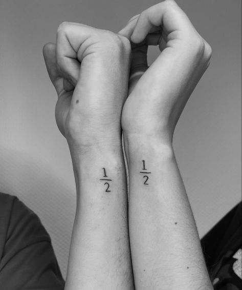 Match Sibling Tattoos, Small Siblings Tattoo, Tattoo Idea For Brother And Sister, 2 Best Friends Tattoo, Maching Tattoos Siblings, Tattoo Idea For Siblings, Sister's Tattoos Matching, Tattoo About Siblings, Mini Sibling Tattoos