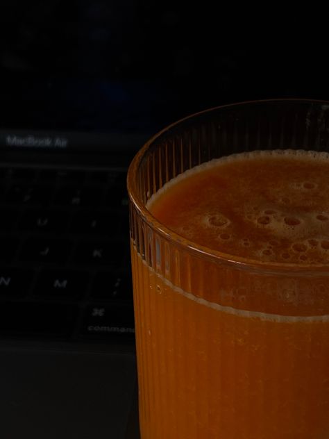 orange drink, aesthetic #orange Orange Smoothie Aesthetic, Fresh Orange Juice Aesthetic, Carrot Juice Aesthetic, Fresh Juice Aesthetic, Orange Juice Aesthetic, Friend Vibes, Orange Drink, Orange Syrup, Orange Smoothie