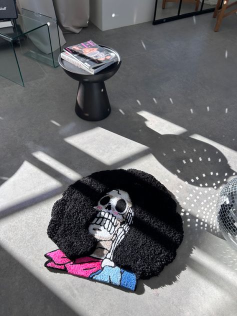 Tafting Rugs, One Piece Rug, Skeleton Pirate, Tuft Rug, Tufting Rugs, 3d Rug, Graphic Rug, Funky Rugs, Arte Punk