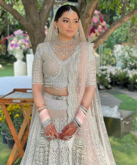 Engagement Lehenga, Sabyasachi Lehenga, Reception Lehenga, Bridal Mehendi Designs, Lehenga Wedding, Bridal Lehenga Red, Saree Gown, Wedding Suits Groom, Hey Gorgeous