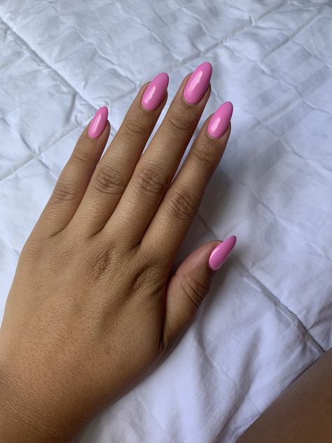 Dnd 018 Violet Pink, Dnd Violet Pink, Almond Pink Nails, Nails Colors, Opi Nails, Nail Color, Beauty Product, Nails Inspo, Soft Girl