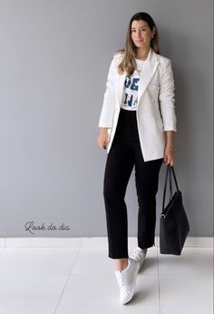 Winter Fall Outfits, White Blazer Outfits, Job Clothes, Blazer Outfits Casual, Work Wear Outfits, Fall Transition Outfits, Business Outfits Women, Casual Outfit Inspiration, Smart Outfit