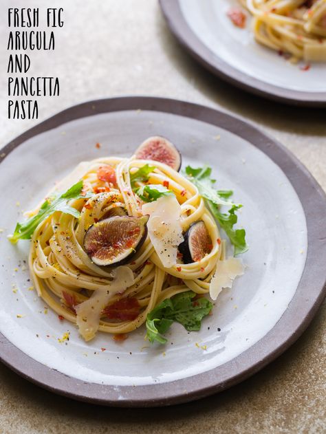 Fresh Fig arugula and Pancetta Pasta Pancetta Pasta, Fig Salad, Roasted Figs, Pasta Spoon, Spoon Fork Bacon, Roasted Garlic Chicken, Fig Recipes, Easy Pasta Dishes, Dinner Party Recipes