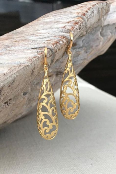 Gold Plated Filigree Danglers For Gift, Gold Filigree Dangle Earrings, Gold Plated Filigree Earrings, Antique Gold Filigree Dangle Earrings, Gold Plated Filigree Dangle Earrings, Gold Earrings Long, Matte Gold Earrings, Couple Ring Design, Gold Filigree Earrings