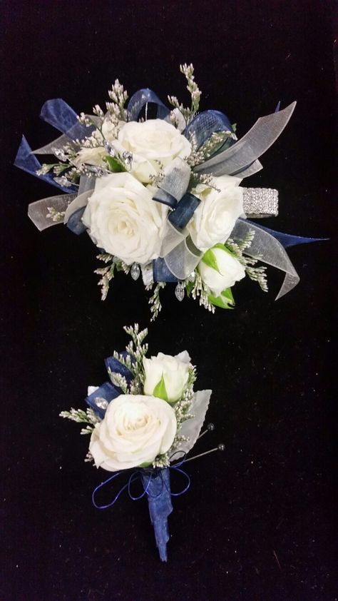 White spray roses with navy and silver accents Prom Corsage Blue, Wedding Bouquets Blue, Flowers At Wedding, Prom Flowers Corsage, Blue Corsage, White Corsage, Homecoming Flowers, Prom Corsage And Boutonniere, Wrist Corsage Prom