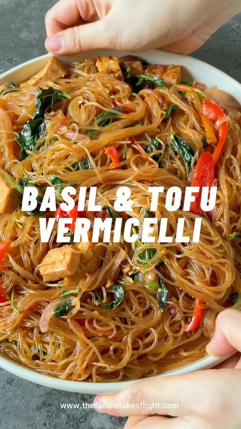 Tofu Vermicelli, Noodles Vermicelli, Vermicelli Noodles, Tofu Recipes, Veg Recipes, Vegan Dinner Recipes, Vegan Foods, Delicious Vegan Recipes, Vegan Eating