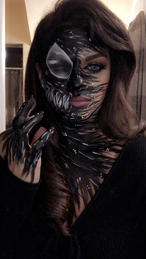 Venom Halloween Costume Women, Female Venom Costume, Venom Face Paint, Venom Makeup, Venom Inspired Makeup, Venom Dress, Venom Halloween Costume, She Venom Cosplay, The Mask Costume