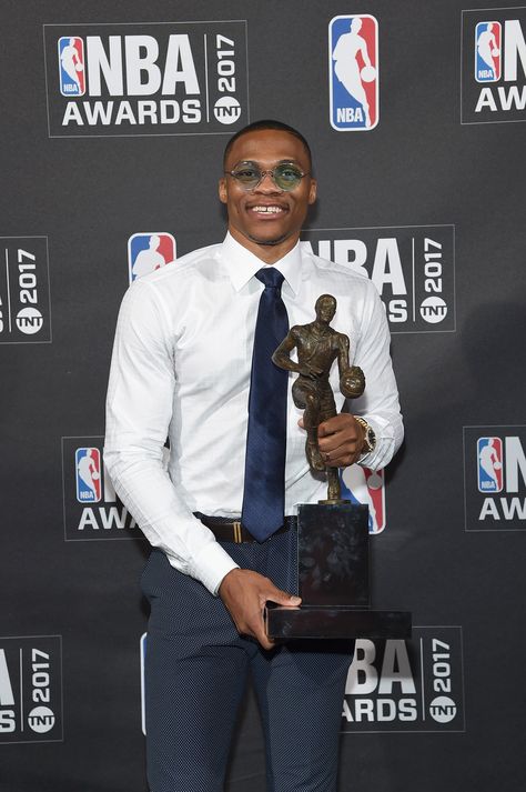 Russell Westbrook Mvp, Westbrook Mvp, Russell Westbrook Fashion, Okc Thunder Basketball, Basketball Players Nba, Nba Mvp, I Love Basketball, Nba Miami Heat, Kawhi Leonard