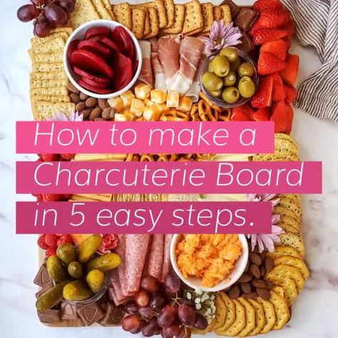 How To Make Your Own Charcuterie Board, How To Make An Easy Charcuterie Board, Charcuterie Step By Step, Easy Charcuterie Boards Ideas, Charcuterie Board Easy Ideas, How To Design Charcuterie Board, Chautierre Board, Easy Chacutery Boards Diy, Easy Chauctier Board Ideas