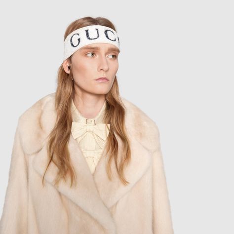 Urban Hairstyles, Gucci Headband, 2017 Runway, Gucci Store, Gucci Scarf, Gucci Gifts, Stretchy Headbands, Elastic Headband, Designer Scarves