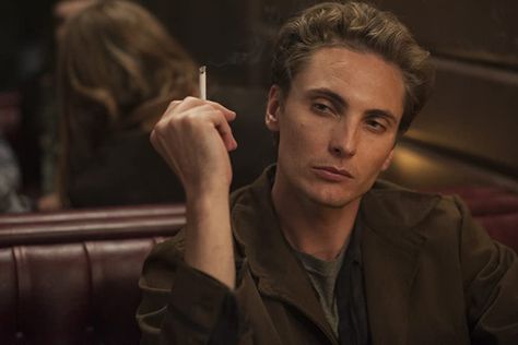 Twin Peaks (2017) Twin Peaks 2017, Twin Peaks Season 3, Eamon Farren, Twin Peaks Fire, Jane Adams, Kyle Maclachlan, Laura Palmer, Fan Theories, Celebrity List