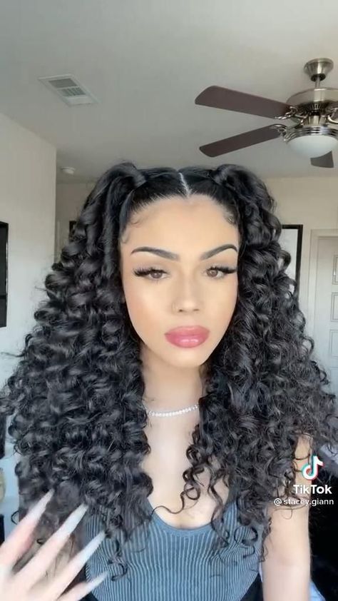 Curly Hair Deep Side Part, Two Low Curly Buns, Easter Outfit Women Jeans, Box Braids On Latinas, 2000s Hairstyles Curly Hair, Hair Styles Curly Hairstyles, Cute Hairstyles For Curly Hair, Curly Hair Accessories, Mixed Curly Hair