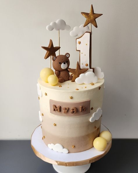 Teddy First Birthday Cake, Teddy Bear Cake One Year, First Birthday Teddy Bear Cake, Teddy Bear Theme Birthday Cake, Buttercream Bear Cake, My Beary First Birthday Cake, Bear Themed Birthday Cake, Beary 1st Birthday Cake, Teddy Bear 1st Birthday Boy Cake Ideas