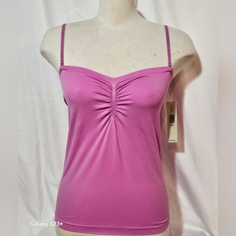 This Top Has Removable Straps And Can Be Worn With Or Without. Cute Gethered Strip On The Bust Allows It To Accentuate Your Curves. The Fabric Is Really Soft, Smooth, And Thicker Than Most Tank Top Material. Would Look Great On Its Own Or Layered Underneath Something Else. Size Says 2 But Fits Like A Medium. Material 92% Nylon 8% Elasthane Care Machine Wash Line Dry Layered Tank Top Outfits 2000s, Layered Tank Top Outfits, Cleo Sertori, Mind Dump, Scene Clothes, Mcbling Fashion, Pink Tube Top, Throwing Fits, Visual Archive