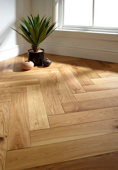 Engineered Parquet Flooring, Wood Floor Design, Herringbone Wood Floor, Parquet Floors, Herringbone Wood, Flooring Inspiration, Herringbone Floor, Parquetry, Solid Hardwood Floors