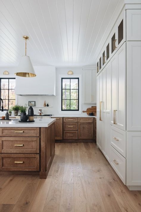 Kitchen Drawer Front Styles, Wood Lower Cabinets White Upper, Stain Cabinets, Hickory Kitchen, Model Dapur, Kabinet Dapur, Diy Backsplash, New House - Kitchen, Wood Kitchen Cabinets