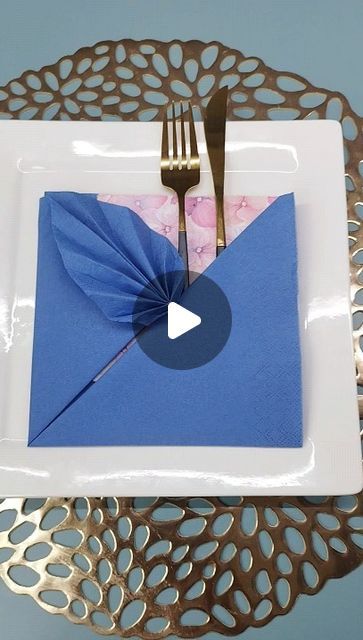 Napkin Decoration Ideas, Folding Napkins, Napkin Ideas, Napkin Folding Ideas, Fold Napkins, Paper Napkin Folding, Decorative Napkins, Napkin Design, Napkin Folding