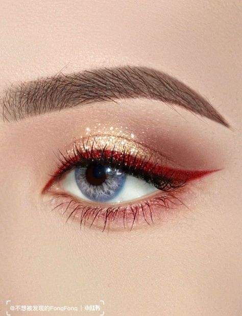 Golden And Red Eye Makeup, Red Dance Makeup, Festive Eye Makeup Christmas, Red Eye Makeup Easy, Red Fantasy Makeup, Makeup For Blue Eyes Red Hair, Christmas Makeup Blue Eyes, Red Gold Makeup Look, Cute Red Makeup Looks