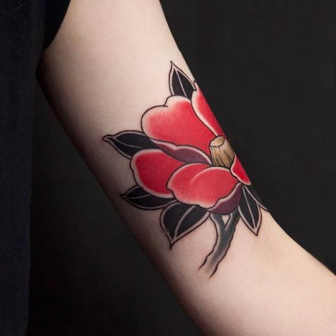 Tsubaki Tattoo, Tsubaki Flower, Flower Tattoo Designs, New Tattoos, Flower Tattoo, Tattoo Designs, Tattoos, Design