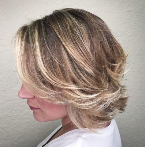 Bob With Flicked And Highlighted Layers Long Hair Updos, Layered Side Bangs, Haircut Bob, Hairstyles For Fine Hair, Best Bob Haircuts, Bob Haircut For Fine Hair, Blonde Bob Cuts, Bob Hairstyles For Fine Hair, Side Bangs