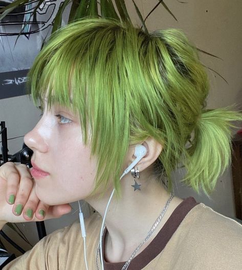 Short Green Hair, E Girl, Dye My Hair, Hair Reference, Cut My Hair, Hair Inspo Color, Dream Hair, Dark Fashion, Green Hair