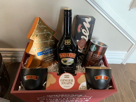 I really like the color coordination, the theme and that the container can be re used by the recipient. Diy Christmas Gift Basket Ideas, Hot Chocolate Gift Basket, Gift Basket Ideas For Women, Pancakes Gift, Alcohol Gift Baskets, Liquor Gift Baskets, Auction Gift Basket Ideas, Luxury Gift Basket, Homemade Gift Baskets