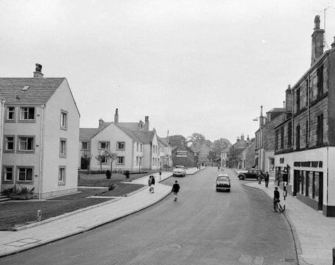 East Kilbride, Main Street, Scotland, Maine, Street View, Quick Saves