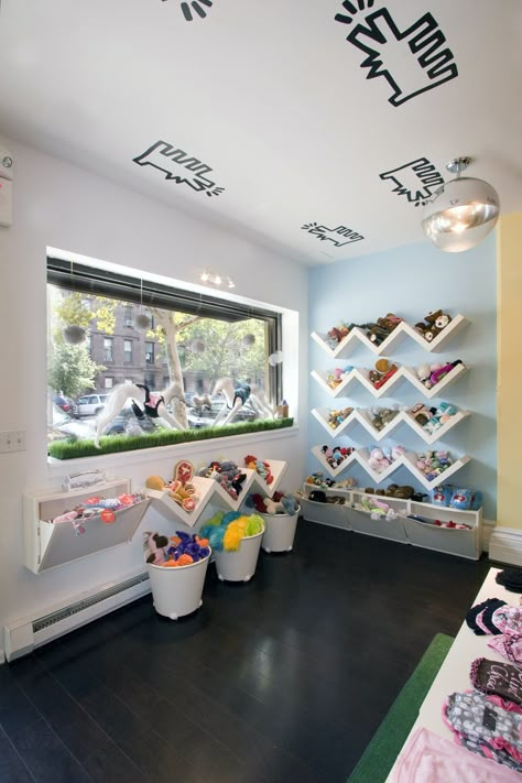 Dog Boutique | Vanessa DeLeon Associates | Archinect Doggy Daycare Ideas, Dog Daycare Design, Dog Daycare Ideas, Dog Boarding Ideas, Pet Shop Ideas, Dog Boutique Ideas, Dog Business Ideas, Dog Daycare Business, Grooming Salon Ideas