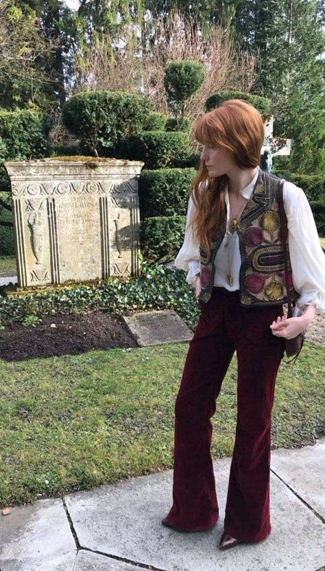 Florence Welch Style, 70s Inspired Outfits, Moda Hippie, Look Festival, 60s 70s Fashion, 70s Inspired Fashion, 70s Outfits, Florence Welch, Estilo Hippie