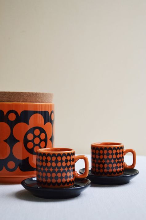 MUGS & CUPS Orange Espresso, Mug And Saucer, Espresso Mugs, Open Plan Kitchen Diner, Retro Kitchenware, Espresso Mug, Mid Century Pottery, Espresso Cups Set, Hand Molding