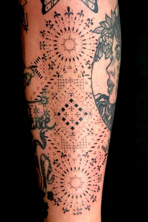 Geometric Tattoo Filler, Geometric Tattoo Leg, Sleeve Filler, Tattoo Sleeve Filler, Earthy Tattoos, Geometric Sleeve Tattoo, Tattoo 2023, Tattoo Filler, Wild Tattoo