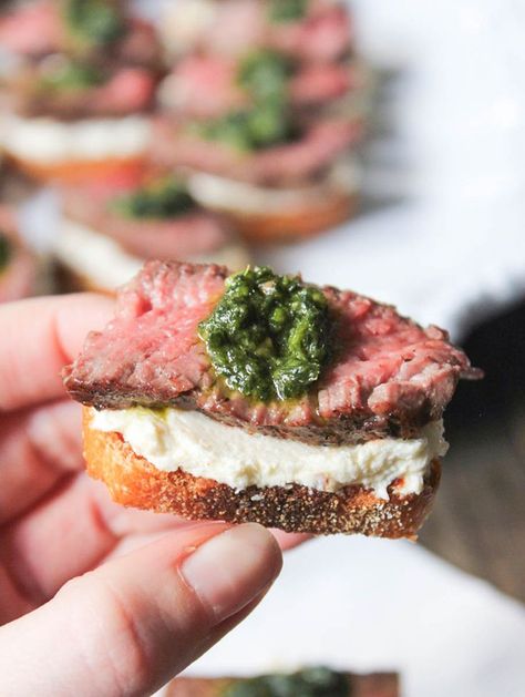 Beef Tenderloin Crostini with Whipped Goat Cheese and Pesto | Domesticate Me #domesticateme #appetizers #healthyrecipe #partyfood #fingerfood Small Apps For Parties, Beef Party Appetizers, Prime Rib Crostini, New Years Appetizer Recipes, Prime Rib Appetizer, Beef Tenderloin Crostini, Tenderloin Crostini, Baguette Slices, Crostini Appetizers