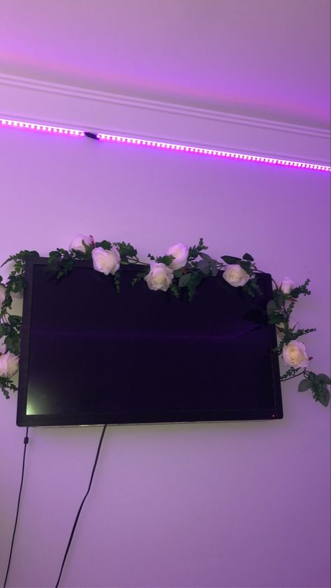 This is a cute bedroom decor with a tv and some vines that are easy to find at any store, this is more aimed towards teens Under Tv Decor, Under Tv, Cute Bedroom, Rose Vines, Cute Bedroom Decor, Tv Decor, Waiting Rooms, A Tv, Enchanted Forest