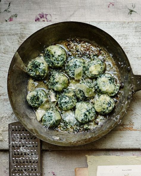 Spinach gnudi recipe | delicious. magazine Gnudi Recipe, Ricotta Gnudi, Using Cream Cheese, Vegetarian Dinner Party, Spinach And Ricotta, Verde Recipe, Delicious Magazine, Gnocchi Recipes, Dinner Party Recipes