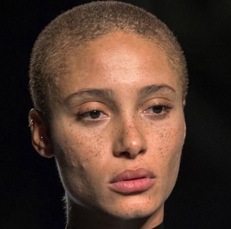 adwoa aboah Adwoa Aboah, Richard Quinn, Unique Faces, Raw Beauty, Jonathan Simkhai, Interesting Faces, Body Positivity, Pretty Woman, Pretty People