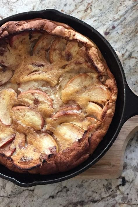 German Apple Pancake | "This was incredible!! The presentation was beautiful and it tasted amazing." #breakfastrecipes #brunchrecipes #breakfastideas #brunchideas #pancakes #pancakerecipes German Apple Pancake Recipe, Apple Cardamom, Dutch Baby Pancakes, German Apple Pancake, Apple Pancake Recipe, German Pancakes Recipe, Apple Cinnamon Pancakes, Dutch Baby Recipe, Dutch Pancakes