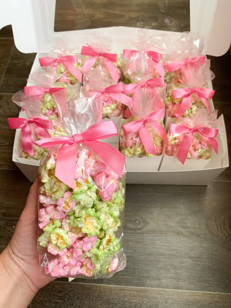 popcorn Disney Zombies inspired pink and green Zombies 3 Party Favors, Disney Zombie Party Favors, Disney Zombie Party Ideas, Disney Zombies 3 Birthday Party, Zombie Disney Birthday Party, Disney Zombies Party Favors, Disney Zombies Birthday Party Ideas, Zombie Disney Party, Disney Zombies Party Decorations