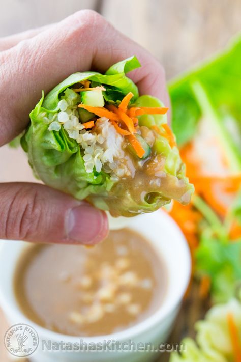 Have you tried lettuce wraps? You’ll love these! P.S. this peanut sauce is boss. You’ll want to hang on to this recipe! @natashaskitchen Lettuce Rolls, Salat Wraps, Pollo Teriyaki, Peanut Sauce Recipe, Diy Easy Recipes, Peanut Dressing, Chicken Quinoa, Lettuce Wrap, Salad Wraps