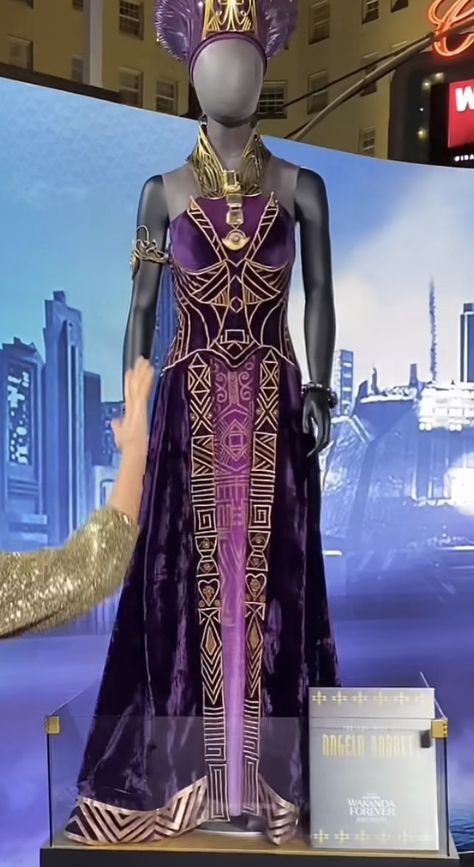 Panthers Outfit, Black Panther Costume, High Class Fashion, Ms. Marvel, Marvel Costumes, Black Royalty, Star Wars Outfits, Royal Dresses, Movies Outfit