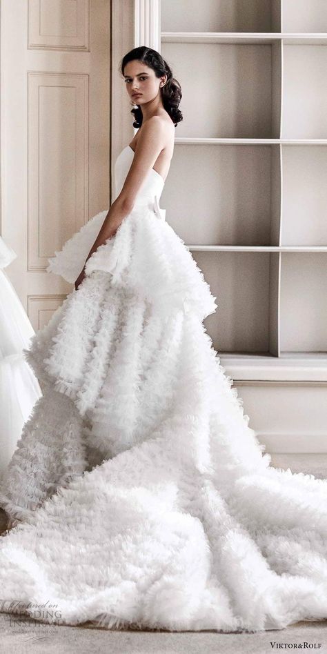 Gown by Viktor & Rolf Spring 2021 / strapless, sweetheart neckline, ruffle tiered skirt, ball gown, chapel train Kitty Chen, Yumi Katsura, Viktor Rolf, Tulle Ball Gown, Jenny Yoo, Traditional Wedding Dresses, Wedding Dress Couture, Bridal Fashion Week, Wedding Dress Trends