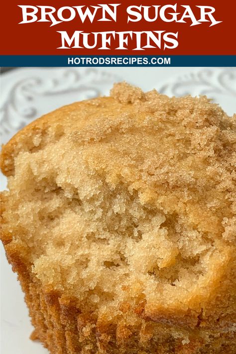 These awesome Brown Sugar Muffins are very easy to make. Using common ingredients you already have in your pantry and 20 minutes of bake time. Brown Sugar Muffins, Basic Muffin Recipe, Honey Muffins, Brown Sugar Oatmeal, Pecan Muffins, Brown Sugar Recipes, Sugar Bread, Muffin Tin Recipes, Homemade Muffins