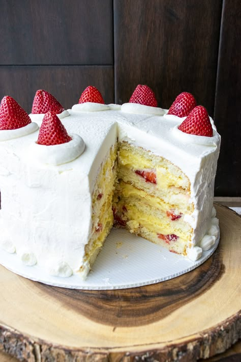 Strawberry Cassata Cake Recipes, Italian Cakes Birthday, Italian Cassata Cake, Casata Cake Recipe, Sicilian Cassata Cake, Cleveland Cassata Cake Recipe, Strawberry Cassata Cake, Casada Cake, Casata Cake