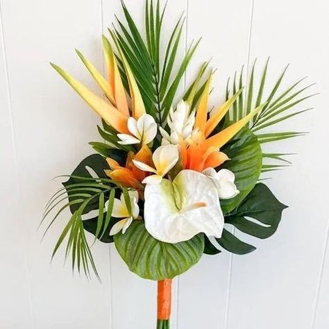 Tropical Bouquet Wedding, Bird Of Paradise Wedding, Tropical Flowers Bouquet, Tropical Bridal Bouquet, Belize Wedding, Beach Centerpieces, Tropical Wedding Bouquets, Tropical Centerpieces, Tropical Bouquet