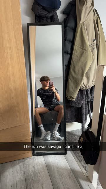 Tommy Lyon, Attractive Guys, Original Music, Boy Fashion, Amazing Things, Minecraft, Snapchat, Tap, Socks