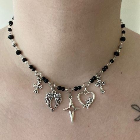 Depop Necklace, Alt Necklace, Goth Angel, Aesthetic Jewellery, Clothing Board, Goth Necklace, Alternative Jewelry, Necklace Ideas, Goth Jewelry