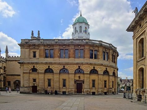 Sheldonian Theatre, Oxford. | Snapshooter46 | Flickr Sheldonian Theatre, Site Analysis, Shop Fronts, Notre Dame, Shop House, Oxford, Castle, Cabin, Building