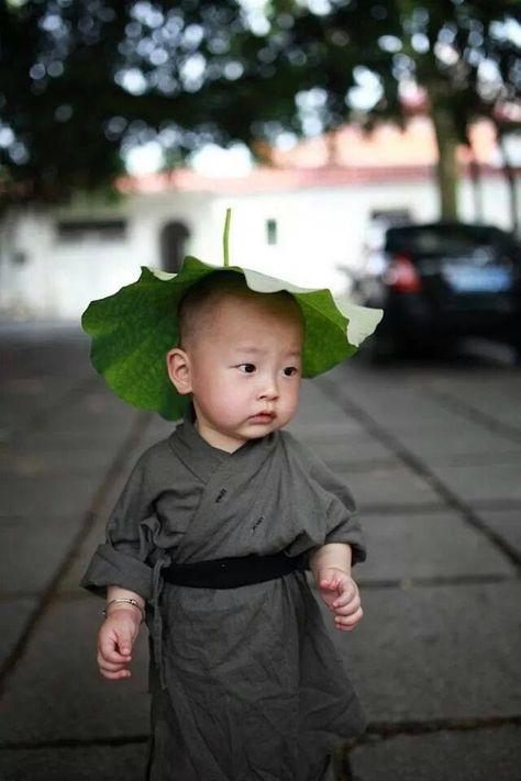 cute in shaolin Kind Photo, 얼굴 드로잉, Kids Around The World, Kids Class, Jolie Photo, World Cultures, People Of The World, 영감을 주는 캐릭터, 인물 사진